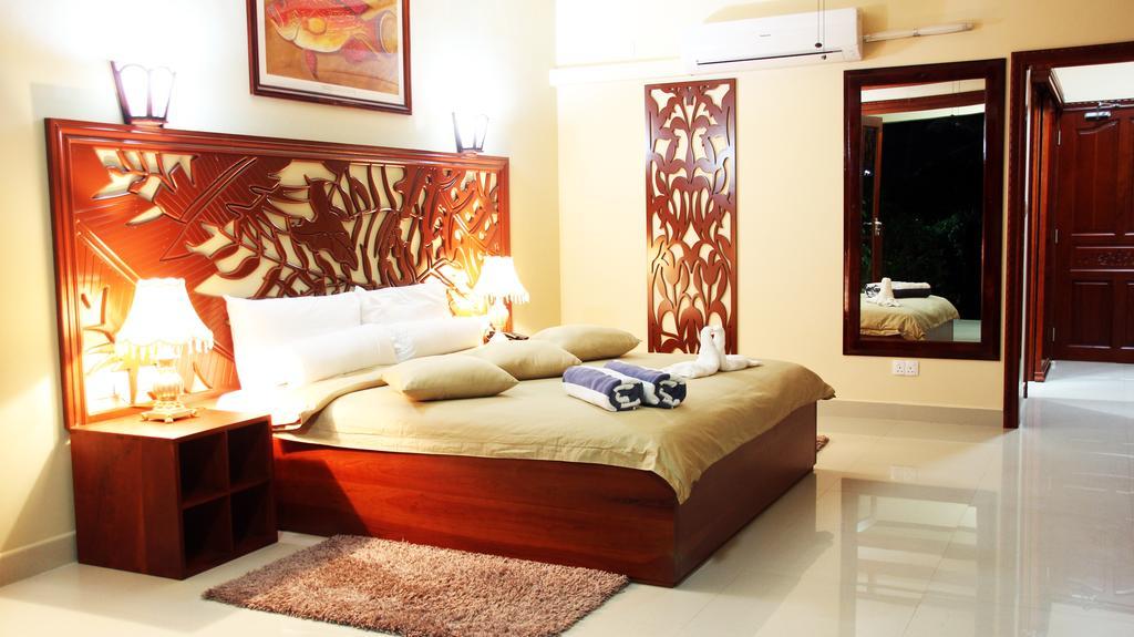 Pirogue Lodge Praslin Room photo